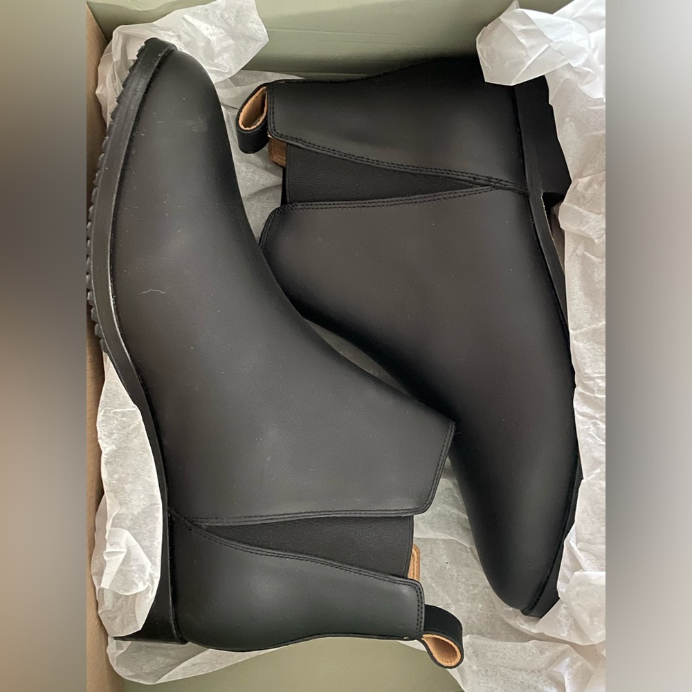 Eva Everyday Chelsea Boot